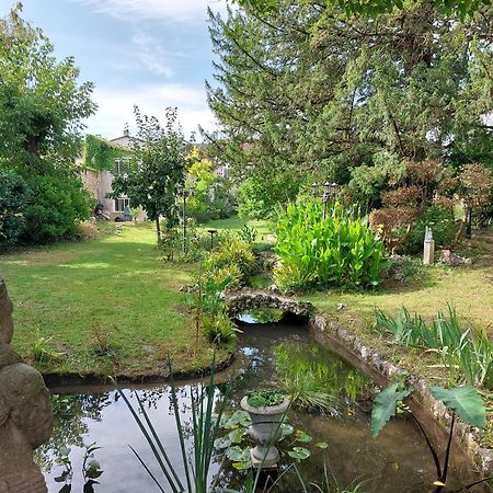 La Gueriniere La Moulidart Bed and Breakfast Châteauneuf-sur-Charente Buitenkant foto